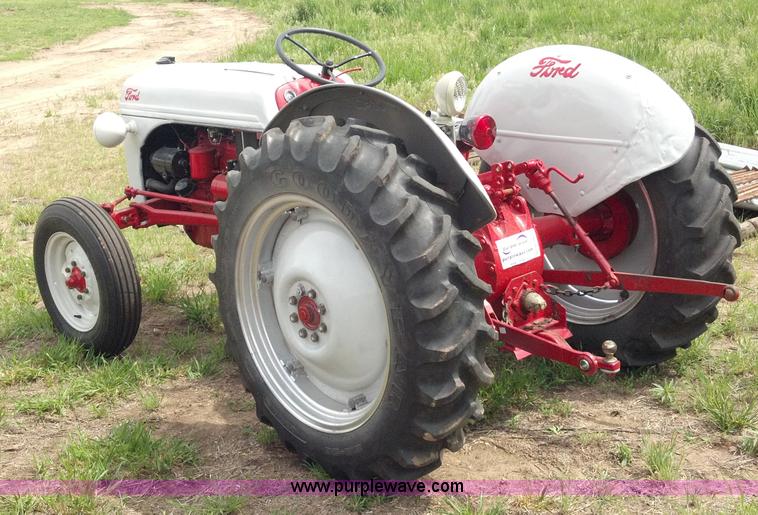 image for item D7957 1951 Ford 8N tractor