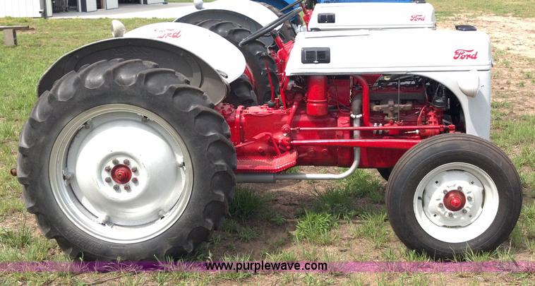 image for item D7957 1951 Ford 8N tractor