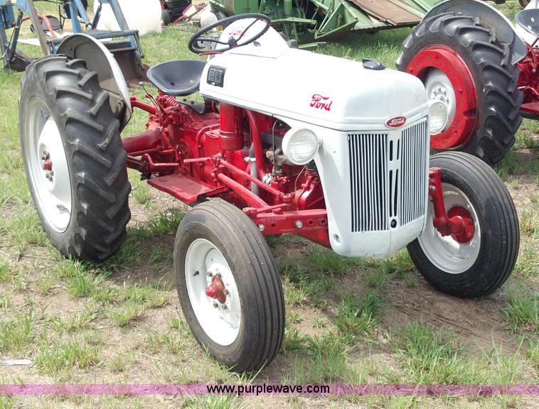 image for item D7957 1951 Ford 8N tractor