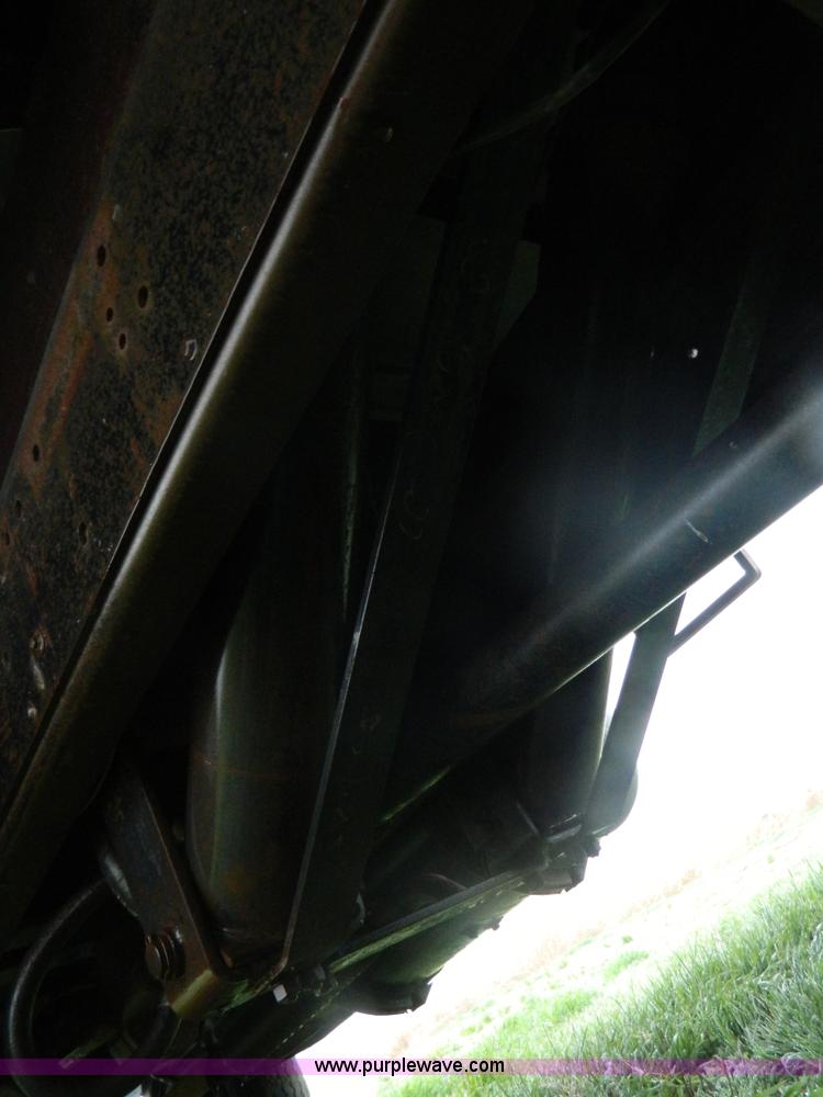 image for item T9798 1973 International 1700 grain truck