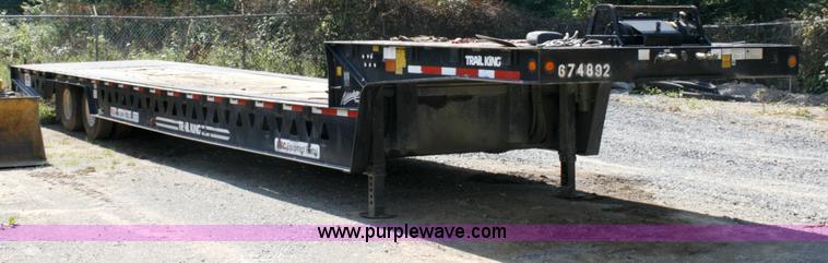image for item A4936 2007 Trail King TK70HT Hydratail 48' trailer