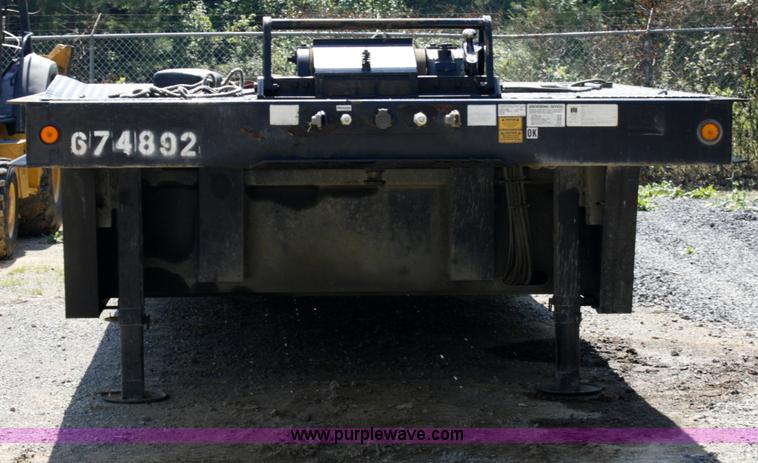 image for item A4936 2007 Trail King TK70HT Hydratail 48' trailer