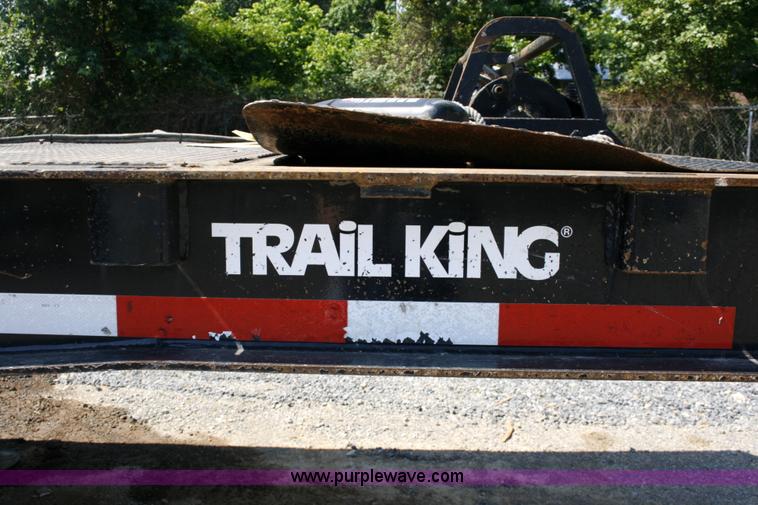 image for item A4936 2007 Trail King TK70HT Hydratail 48' trailer