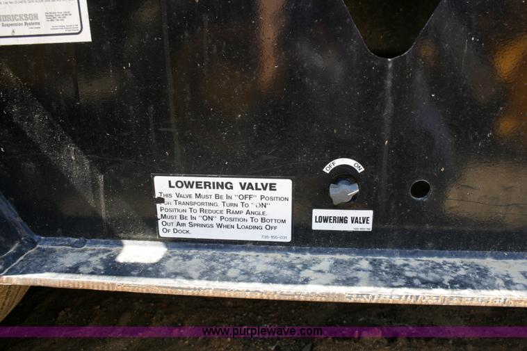 image for item A4936 2007 Trail King TK70HT Hydratail 48' trailer