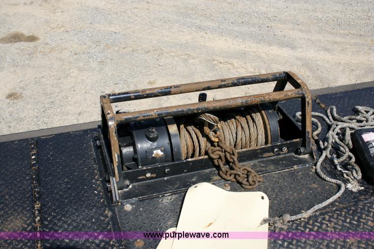 image for item A4936 2007 Trail King TK70HT Hydratail 48' trailer