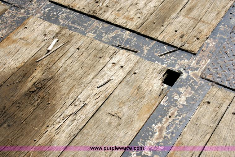 image for item A4936 2007 Trail King TK70HT Hydratail 48' trailer