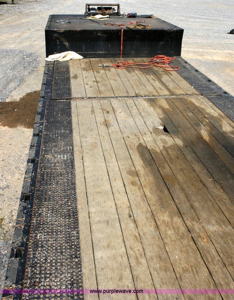 image for item A4936 2007 Trail King TK70HT Hydratail 48' trailer