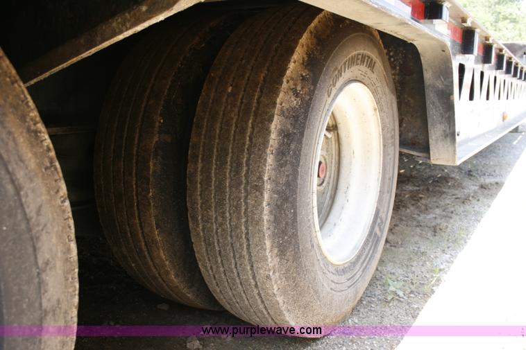 image for item A4936 2007 Trail King TK70HT Hydratail 48' trailer