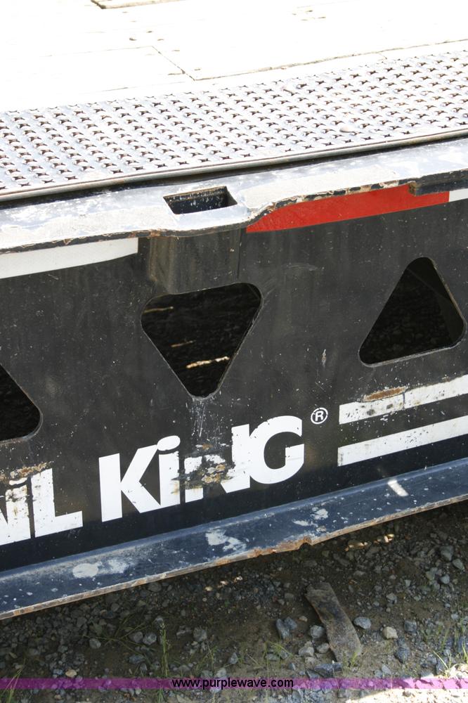 image for item A4936 2007 Trail King TK70HT Hydratail 48' trailer