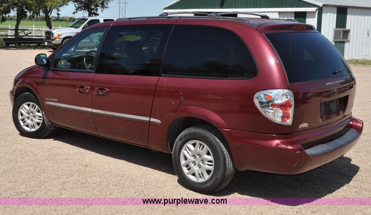 image for item A5909 2001 Dodge Grand Caravan Sport van