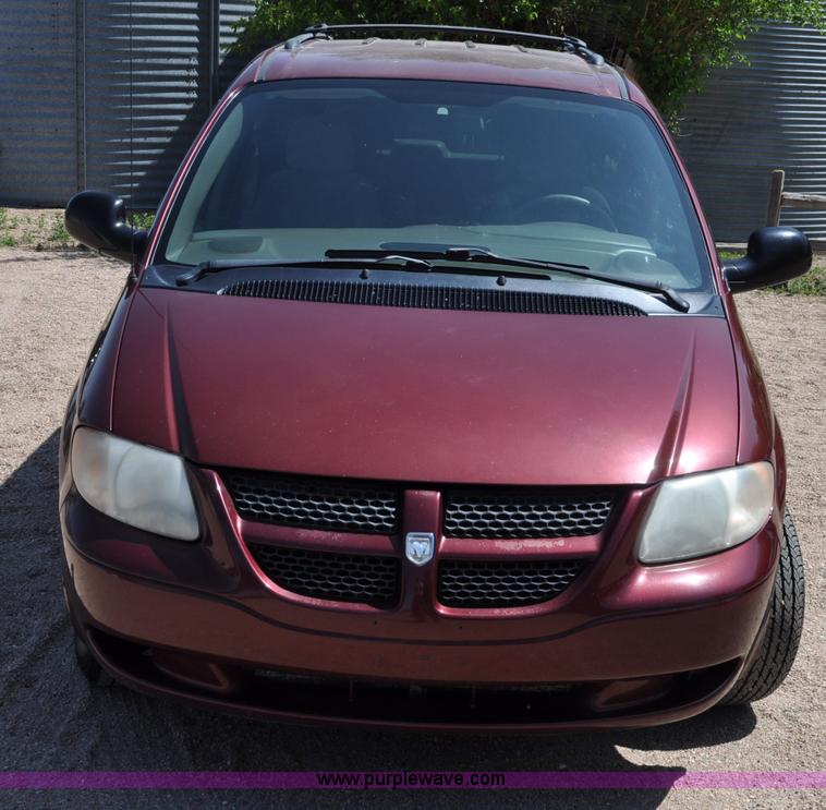 image for item A5909 2001 Dodge Grand Caravan Sport van