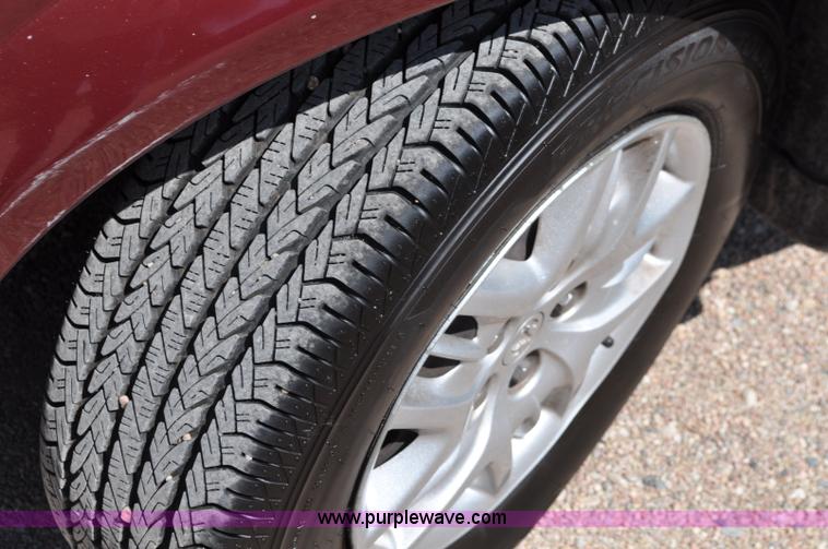 image for item A5909 2001 Dodge Grand Caravan Sport van