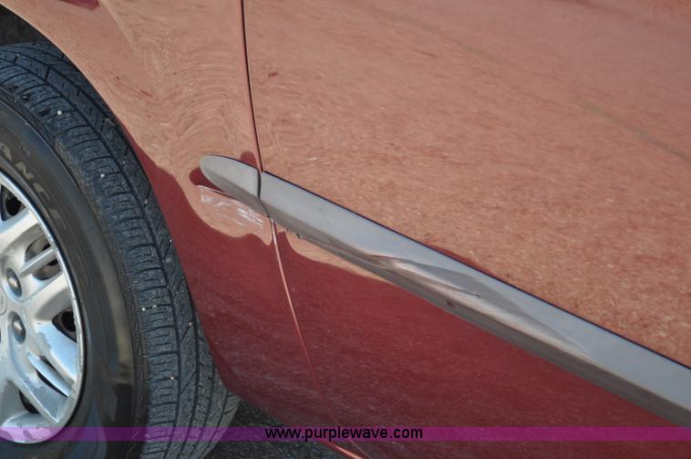 image for item A5909 2001 Dodge Grand Caravan Sport van