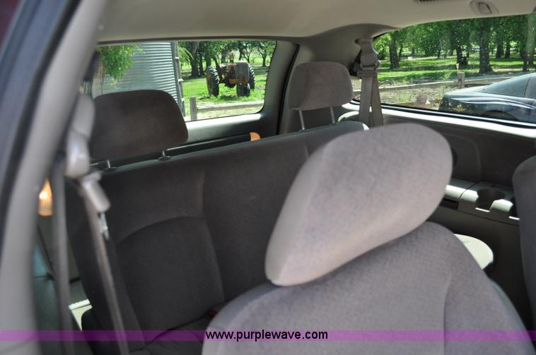 image for item A5909 2001 Dodge Grand Caravan Sport van