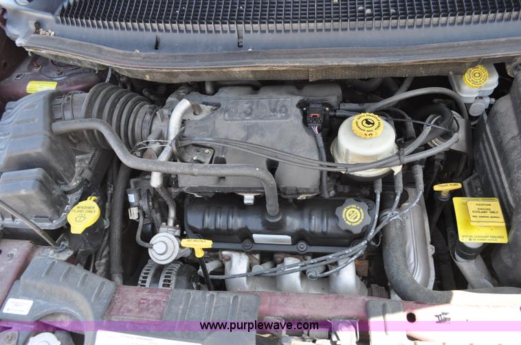 image for item A5909 2001 Dodge Grand Caravan Sport van