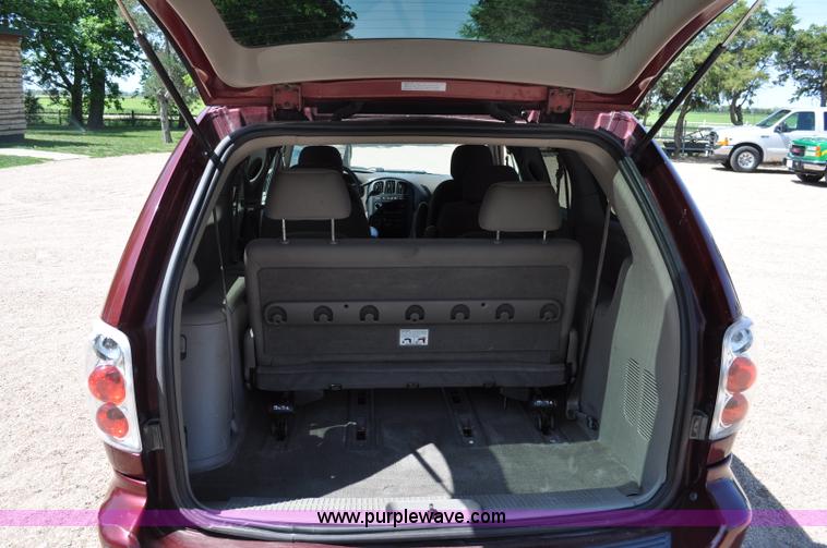 image for item A5909 2001 Dodge Grand Caravan Sport van