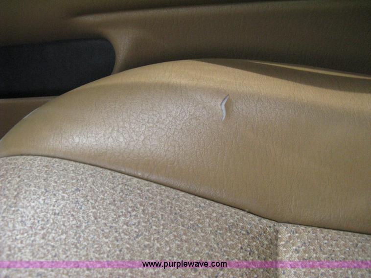 image for item A6368 1998 Jeep Wrangler SUV