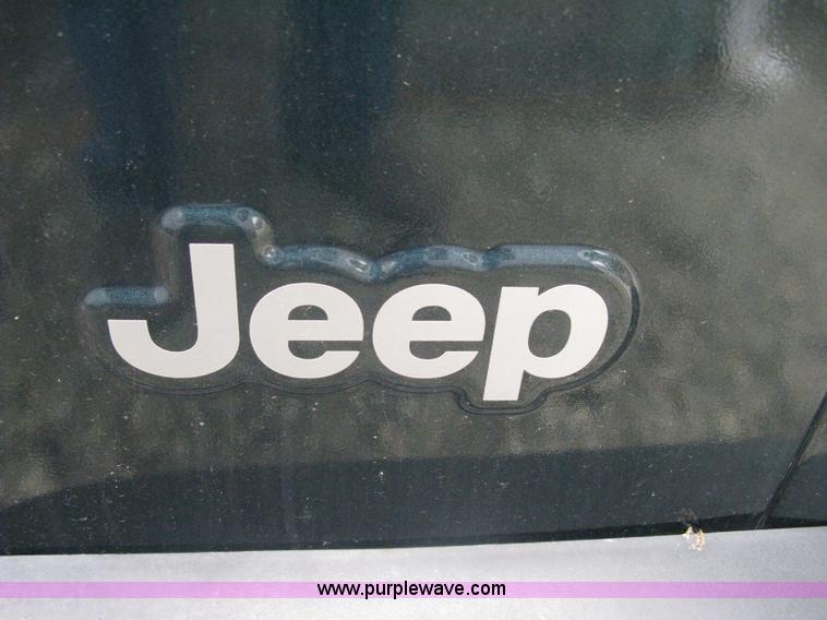 image for item A6368 1998 Jeep Wrangler SUV