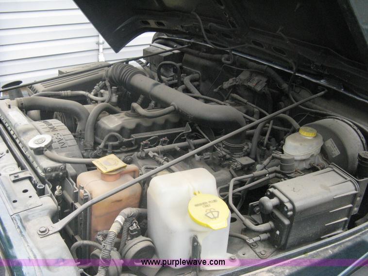 image for item A6368 1998 Jeep Wrangler SUV