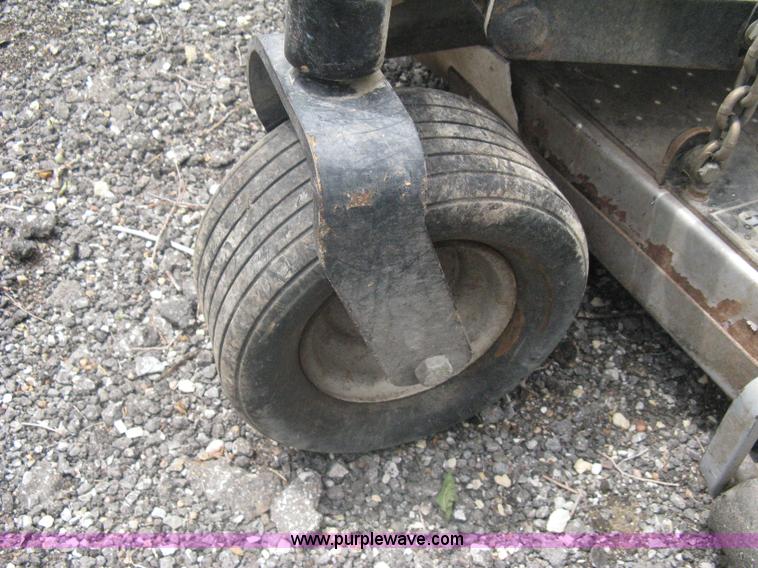 image for item A6370 Dixie Chopper LT2700 ZTR mower