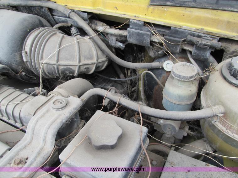 image for item A8301 1997 Ford E350 box truck