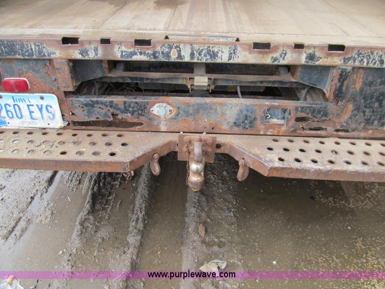 image for item A8302 1989 Ford E350 box truck