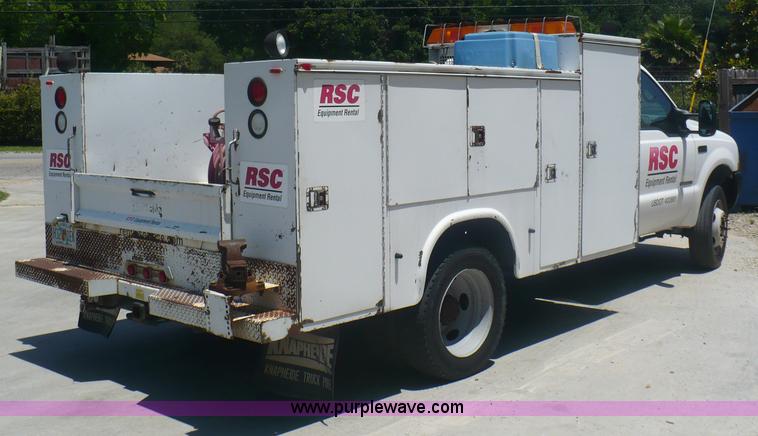 image for item B1280 2002 Ford F550 utility pickup truck