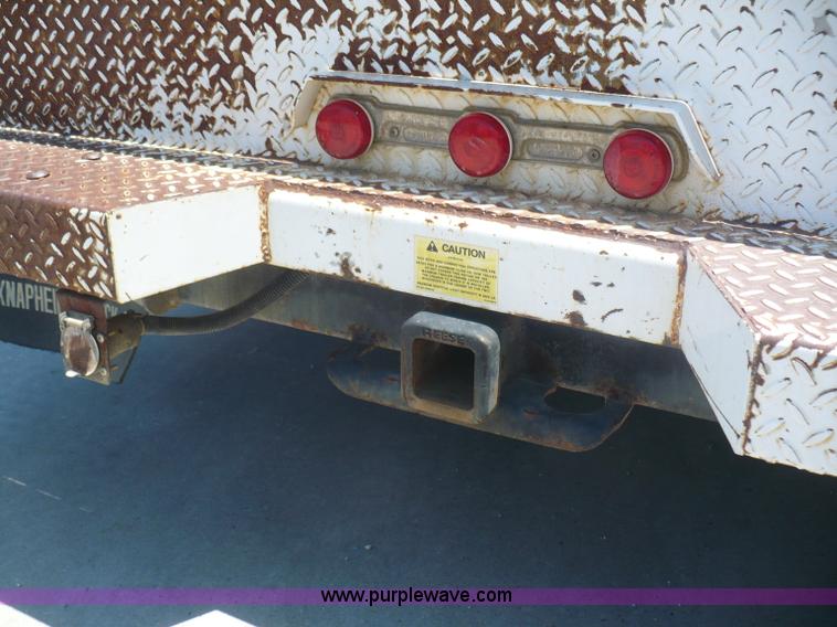 image for item B1280 2002 Ford F550 utility pickup truck