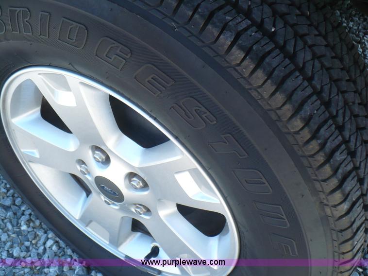 image for item B1281 2007 Ford Escape XLT SUV