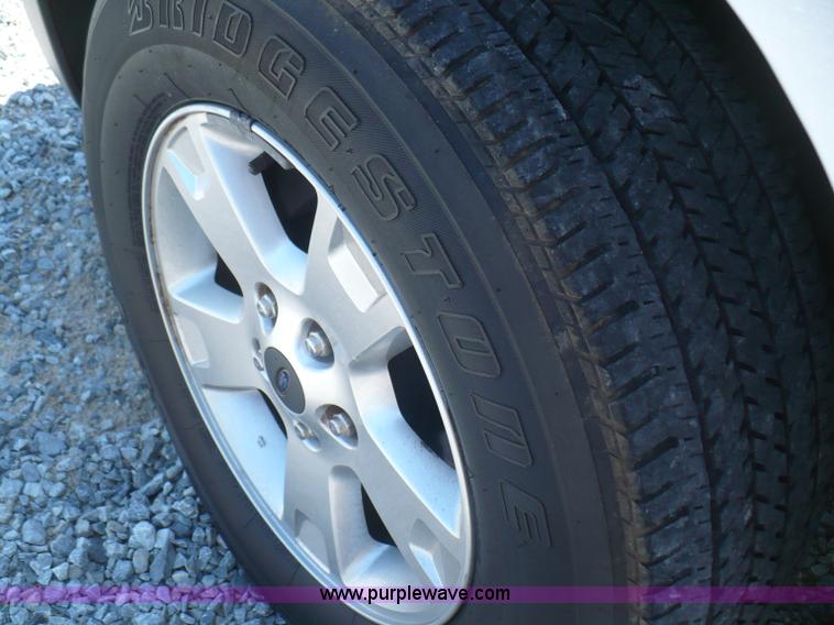 image for item B1281 2007 Ford Escape XLT SUV