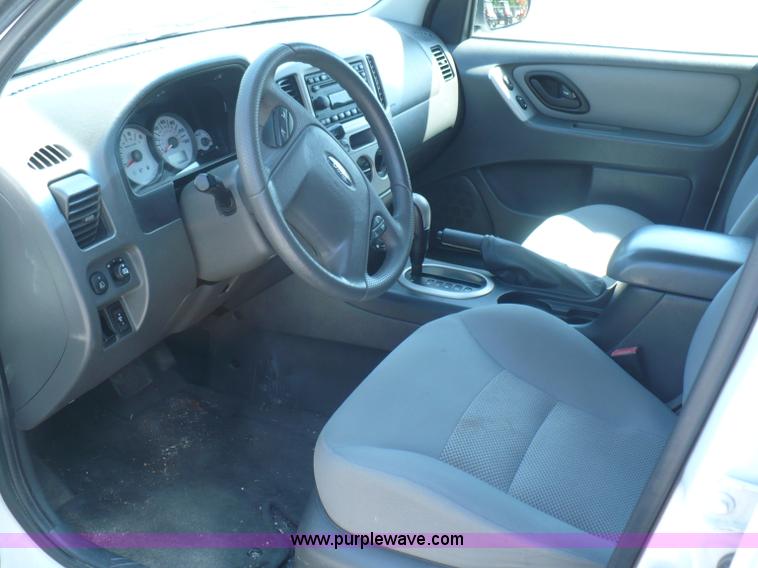 image for item B1281 2007 Ford Escape XLT SUV