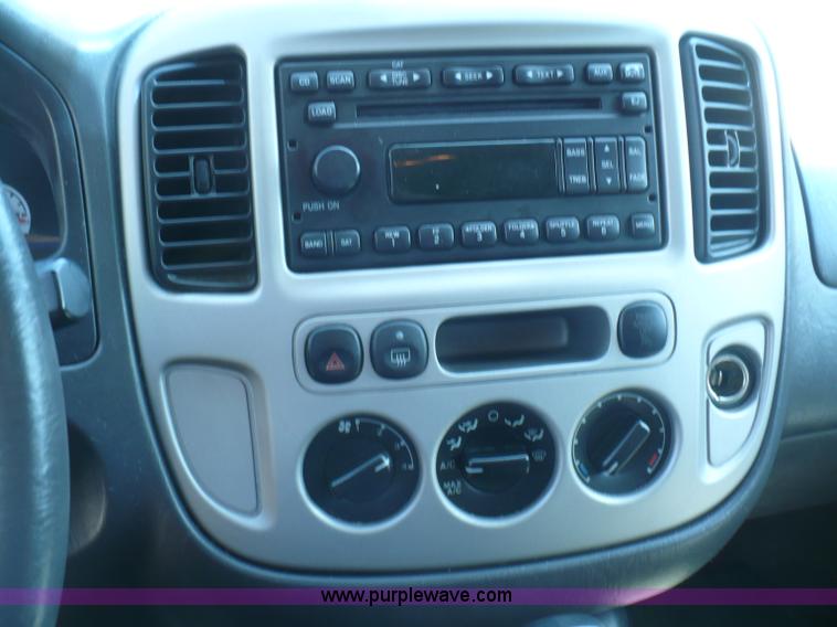 image for item B1281 2007 Ford Escape XLT SUV