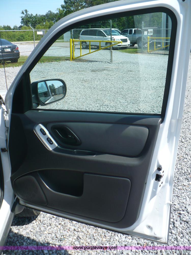 image for item B1281 2007 Ford Escape XLT SUV