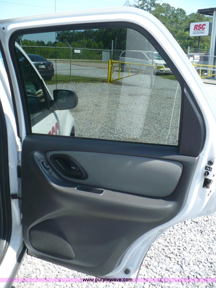 image for item B1281 2007 Ford Escape XLT SUV