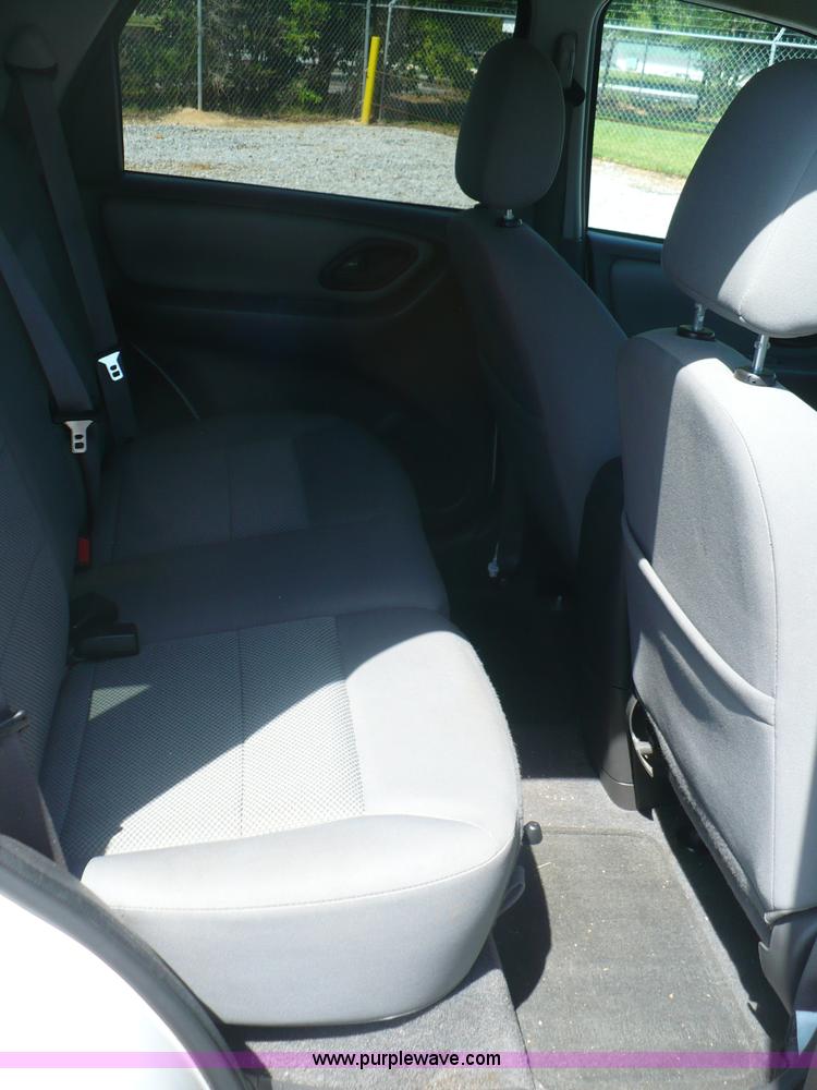 image for item B1281 2007 Ford Escape XLT SUV