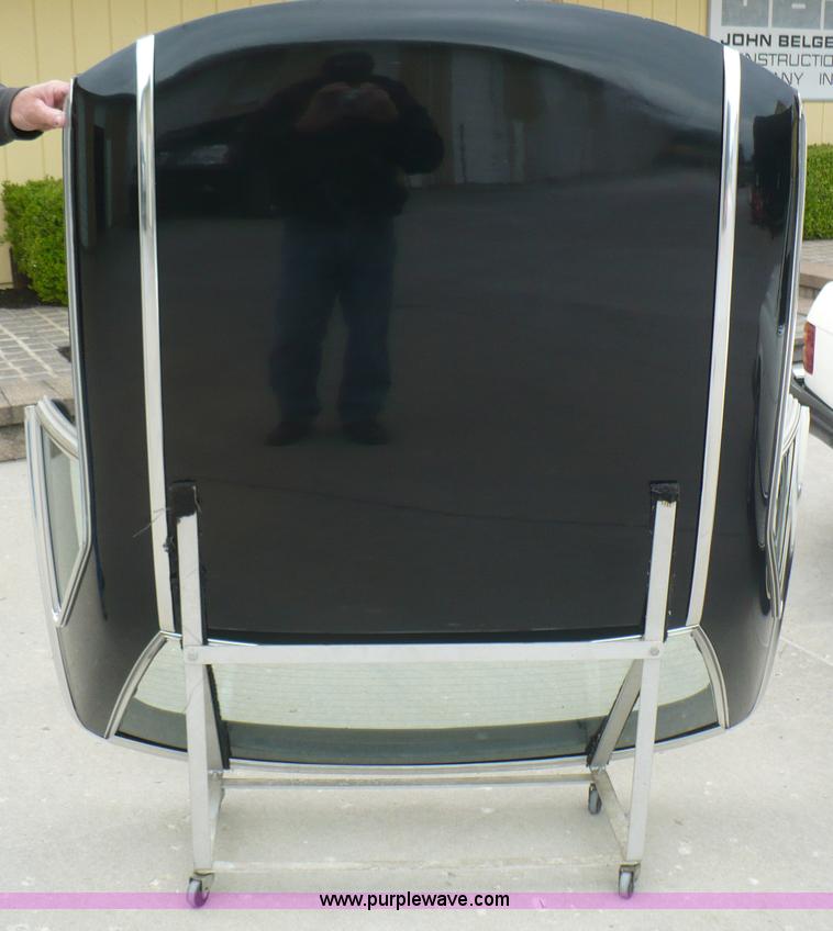 image for item B6365 1974 Mercedes Benz 450SL convertible hard top