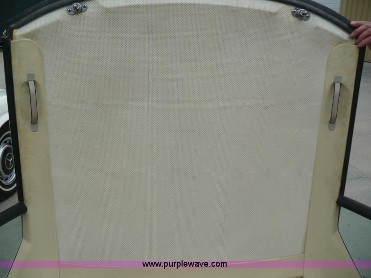 image for item B6365 1974 Mercedes Benz 450SL convertible hard top