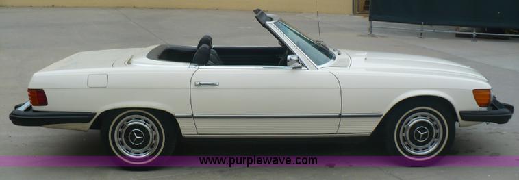 image for item B6365 1974 Mercedes Benz 450SL convertible hard top