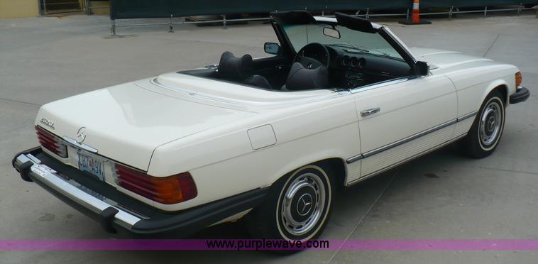 image for item B6365 1974 Mercedes Benz 450SL convertible hard top