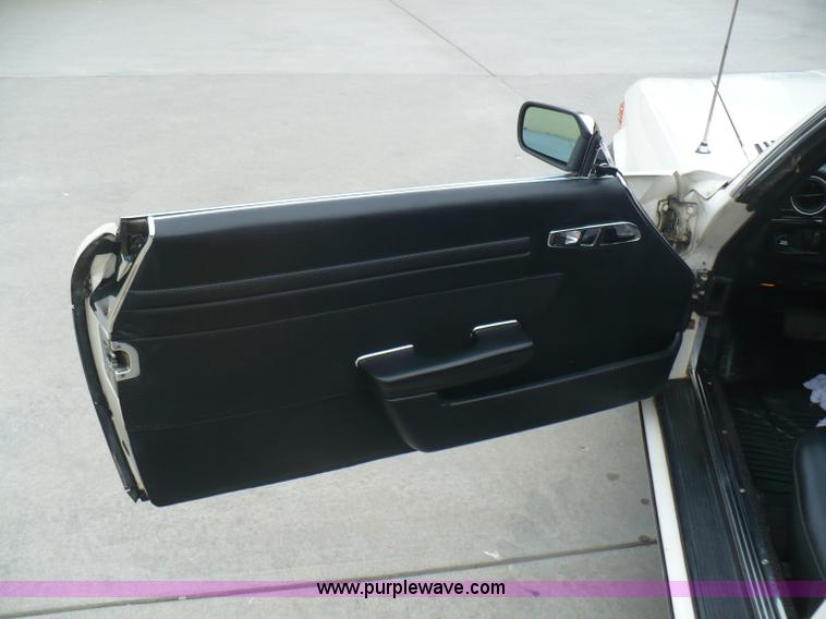 image for item B6365 1974 Mercedes Benz 450SL convertible hard top