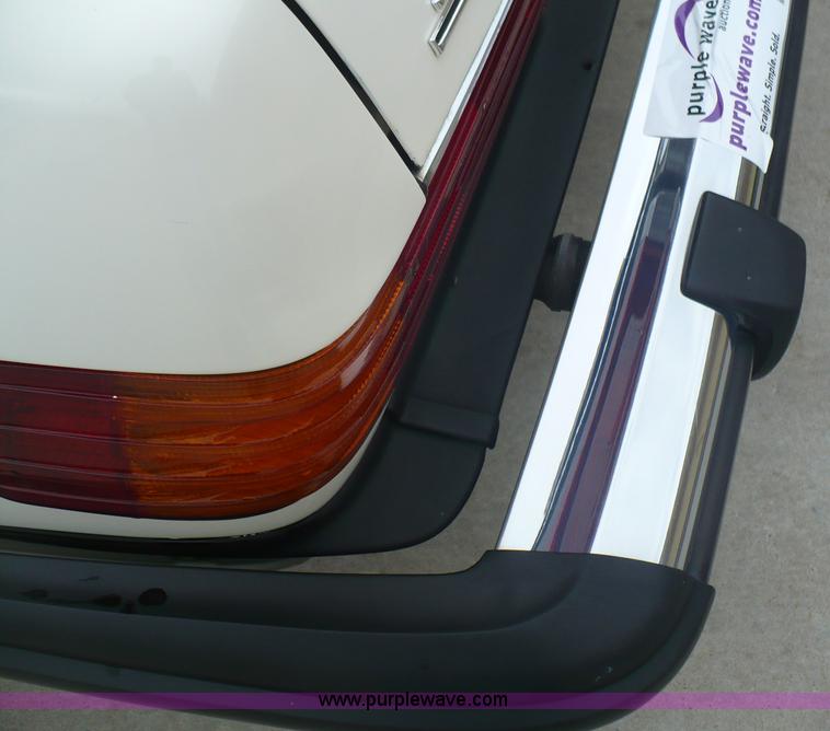 image for item B6365 1974 Mercedes Benz 450SL convertible hard top