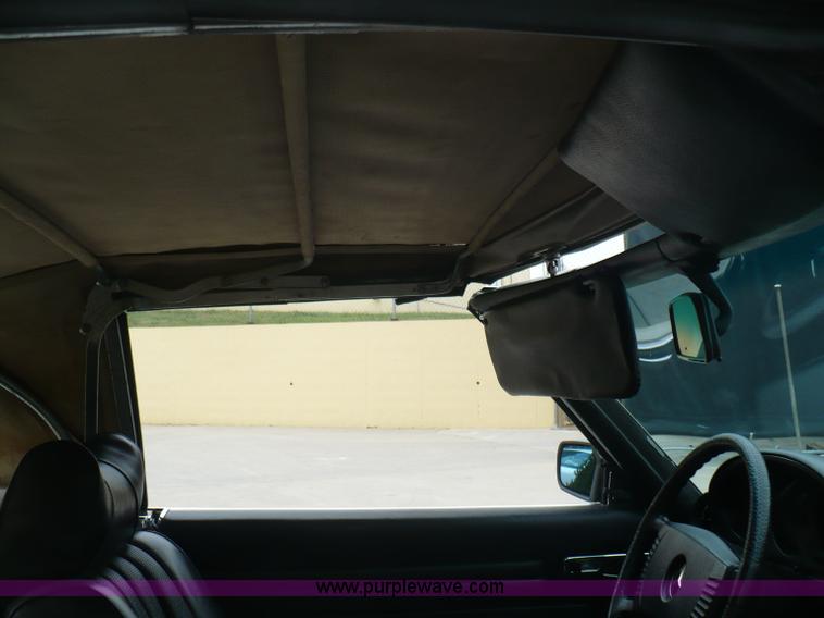 image for item B6365 1974 Mercedes Benz 450SL convertible hard top