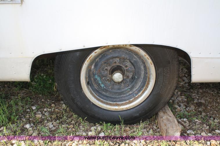 image for item B6609 1957 Avion Coach Corporation T-21 18' camper