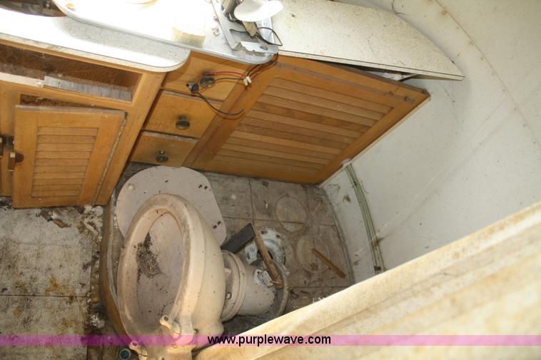 image for item B6609 1957 Avion Coach Corporation T-21 18' camper