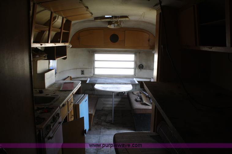 image for item B6609 1957 Avion Coach Corporation T-21 18' camper