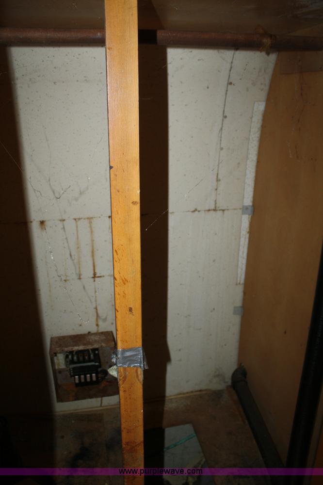 image for item B6609 1957 Avion Coach Corporation T-21 18' camper