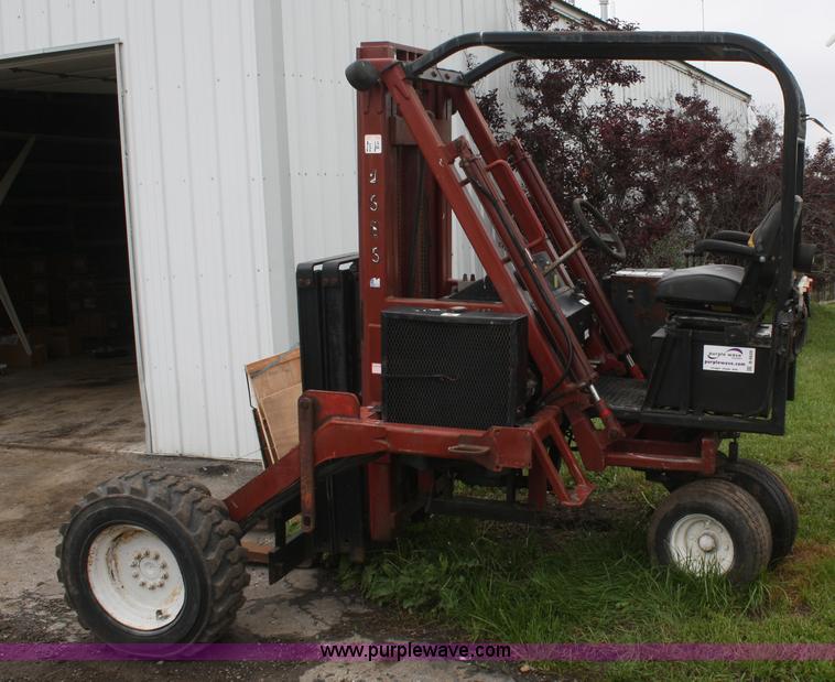image for item B6620 Manitower 4585 forklift