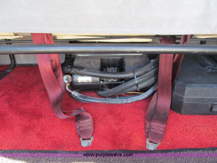 image for item B6717 1987 Chevrolet Starcraft 20 van