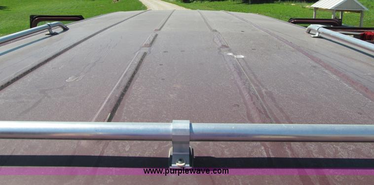 image for item B6717 1987 Chevrolet Starcraft 20 van