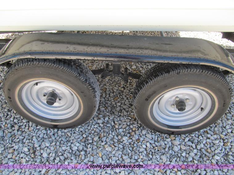 image for item B6721 1965 Oceanic 18' boat